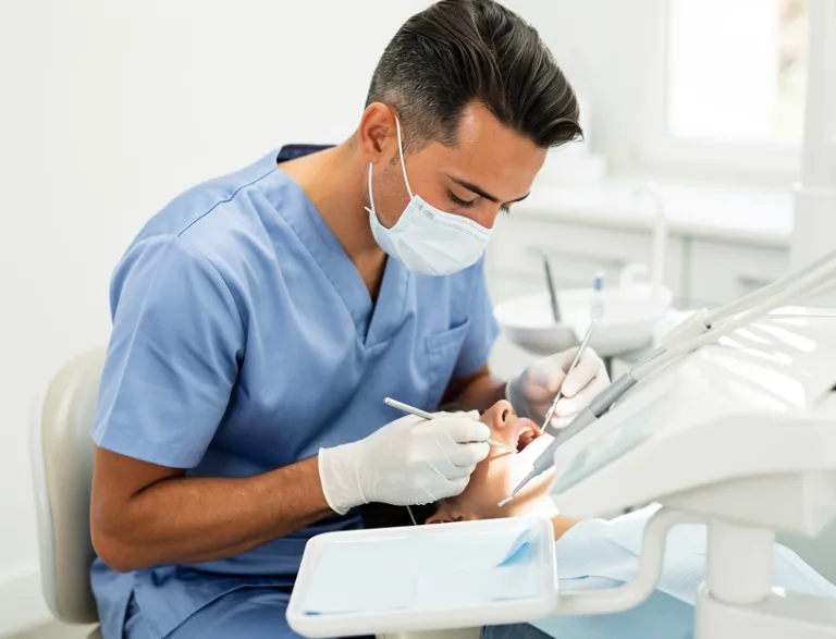 Dentista servicio en Sagrada Familia